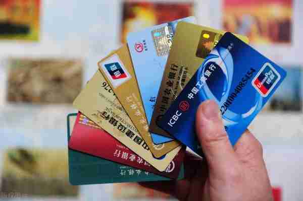 中信银行信用卡账单日消费(中信银行信用卡账单日消费当期账单短信什么时候发)